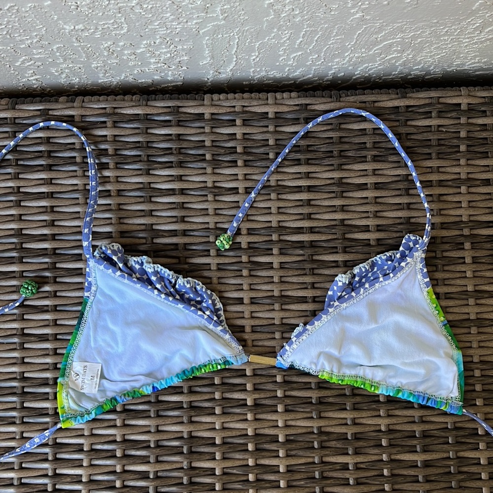 Beautiful Swim Days colored bikini. - Picture 10 of 15